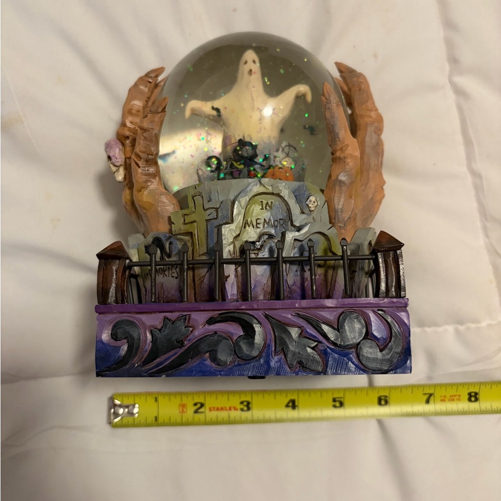 Jim Shore Halloween is at Hand Snow Globe - Picture 9 of 9
